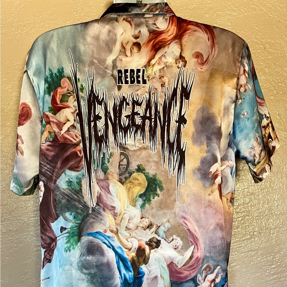 NWT REBEL VENGEANCE Wearable Art ITALIAN Boticelli and LOGO Print Satin SHIRT M - Picture 7 of 16